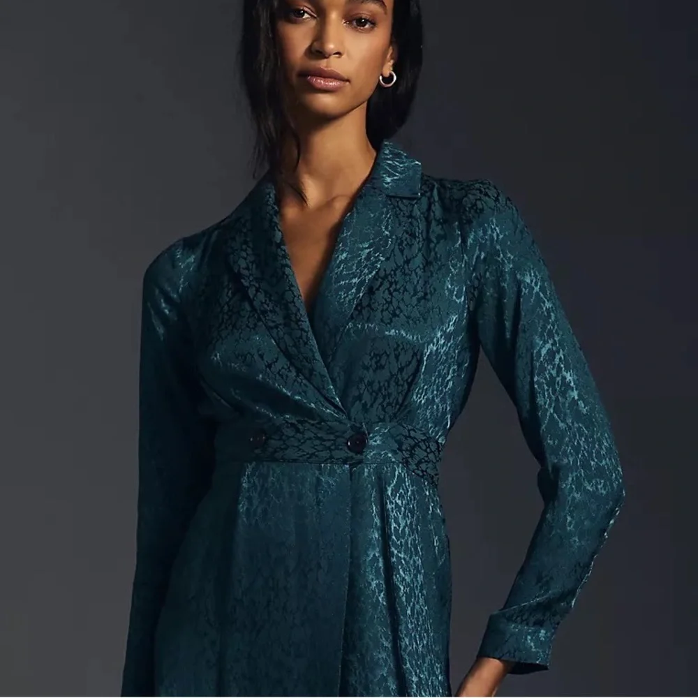 Jacquard Blazer Wrap Midi Dress_11